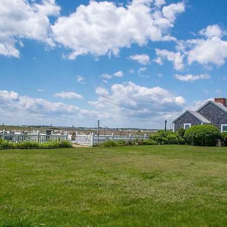 East Harbour Motel Провинстаун Экстерьер фото